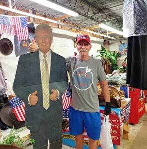 Meet your Posher, Wayne